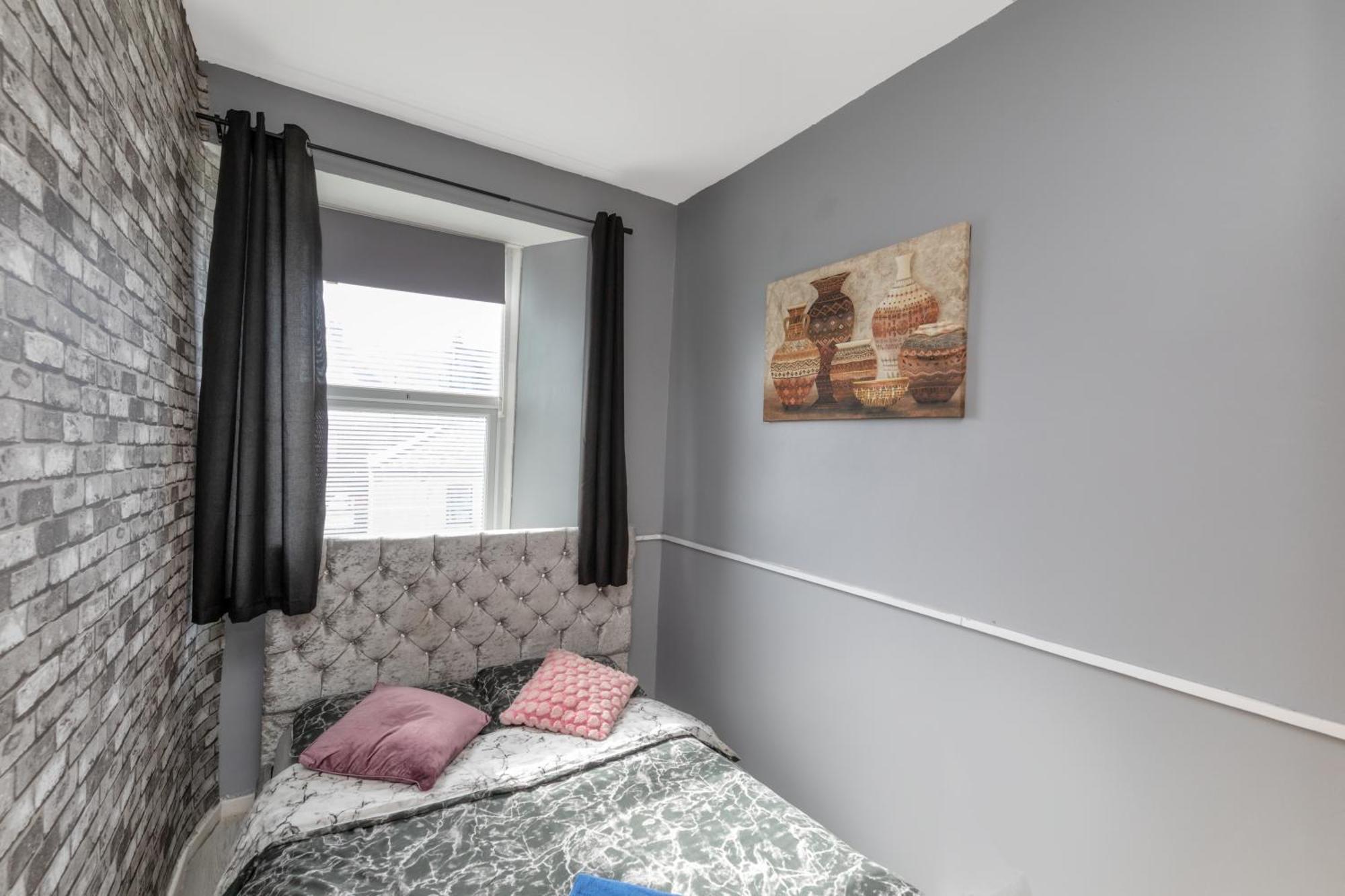 Newcastle City Centre Super Spacious Town House Free Parking And Wi-Fi Exteriör bild