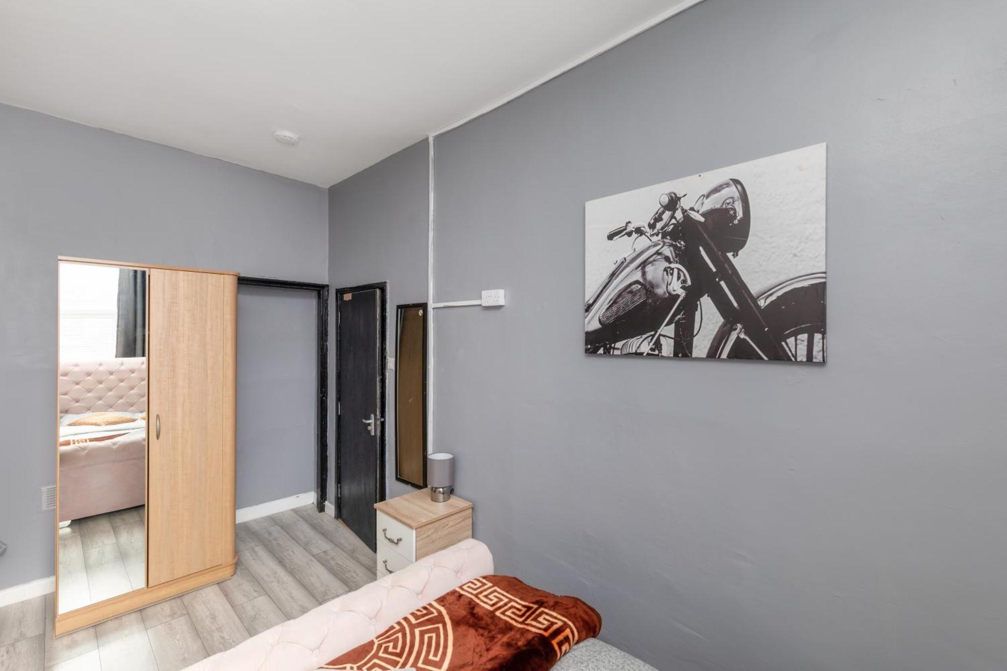 Newcastle City Centre Super Spacious Town House Free Parking And Wi-Fi Exteriör bild