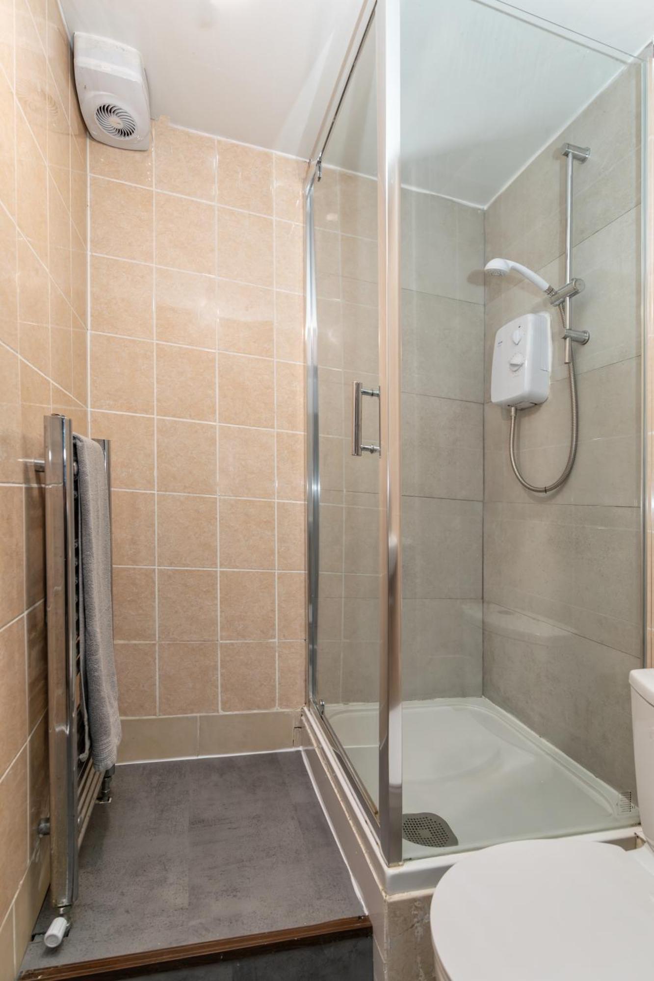 Newcastle City Centre Super Spacious Town House Free Parking And Wi-Fi Exteriör bild